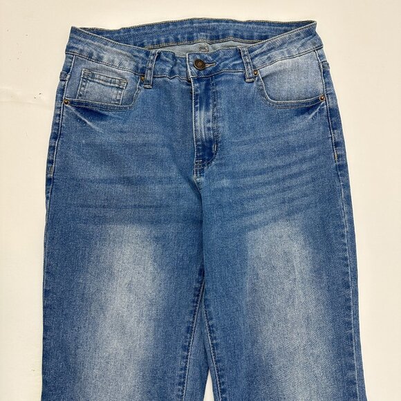 Unbranded Crop Flare Raw hem Women's size M Medium Blue Denim Jeans - Picture 2 of 4